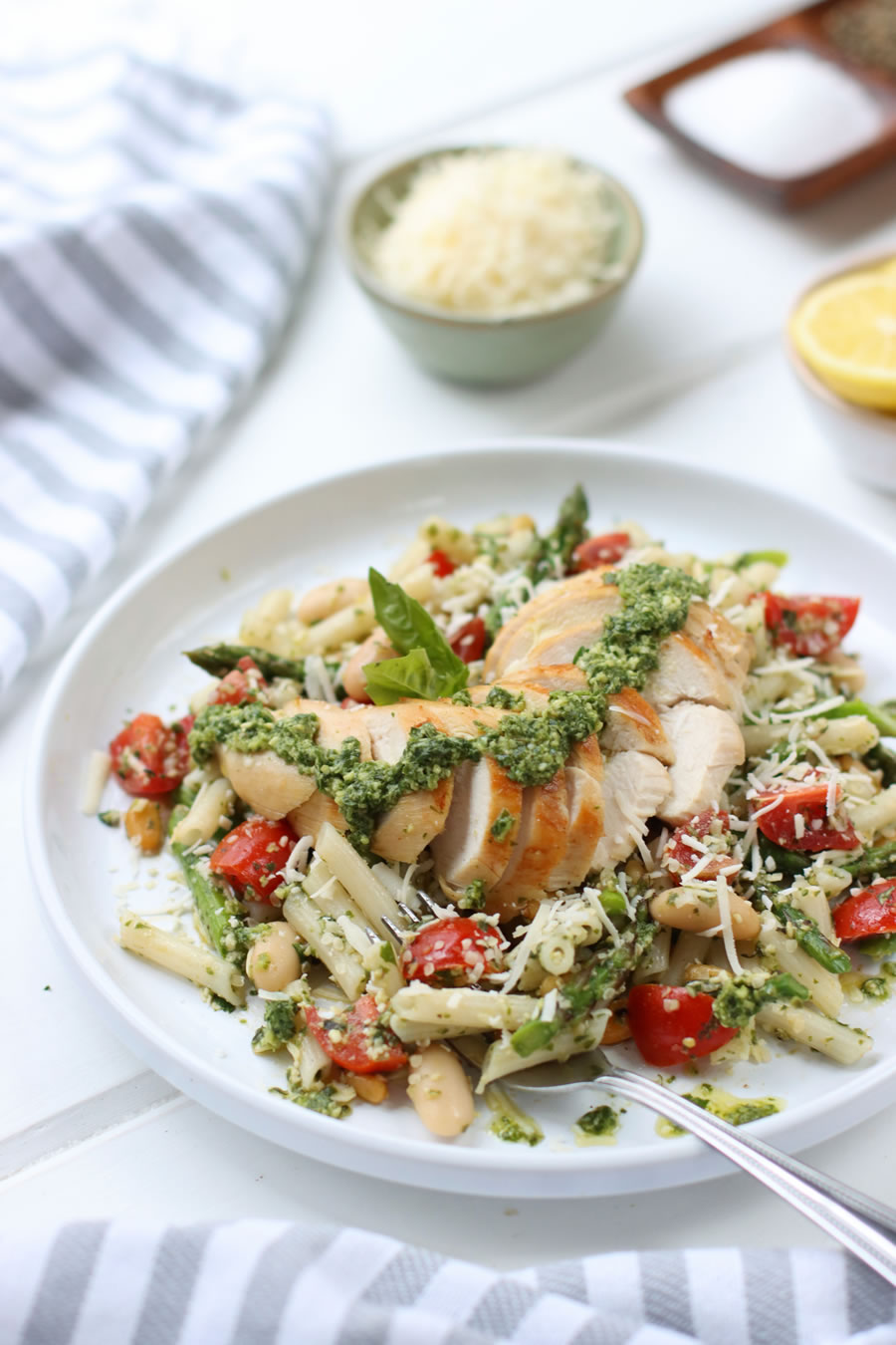 Easy Gluten-Free Chicken Pesto Pasta