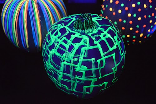 glow-pumpkins