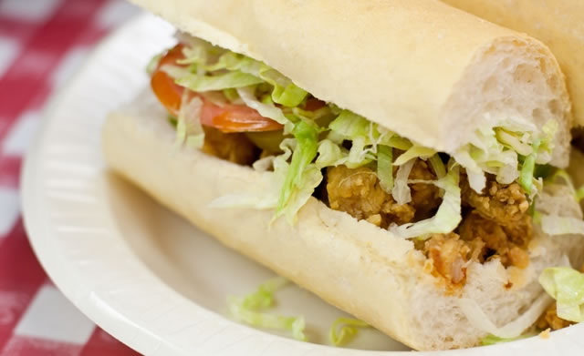 Iresiphi ye-New Orleans Ethosiwe Catfish Po Boy