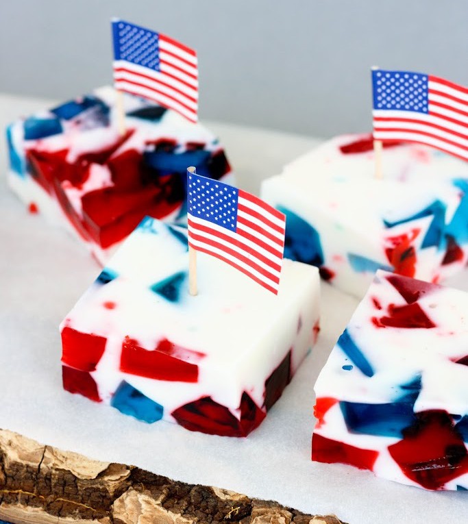 Patriotic-Stained-Glass-Jello-4th-of-July