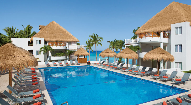 Sunscape-Sabor-Cozumel-Resort-Pools