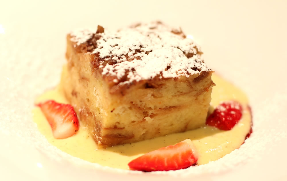 Renaissance Bread Pudding | M Bar @ Renaissance Washington, DC Dupont Circle Hotel