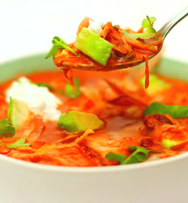 Recipe: Easy Spicy Chicken Tortilla Soup | onbetterliving.com