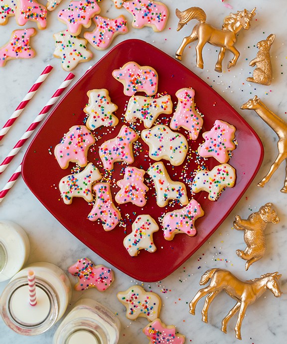 homemade sprinkle circus animal cookies icing2