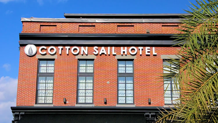 Cotton Sail Hotel Savannah Georgia