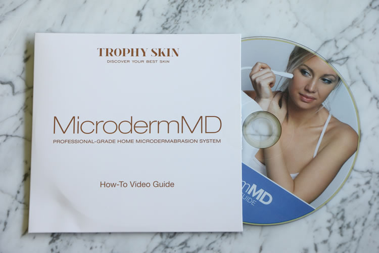 Trophy Skin MicrodermMD - At Home Microdermabrasion Kit - Anti Aging and  Acne Treatment - Contains Real Diamond and Pore Extractor Tips to  Rejuvenate