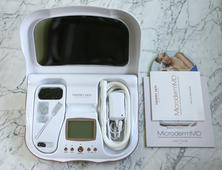 Trophy Skin RejuvadermMD - Microdermabrasion Machine On-The-Go - Facial  Exfoliation with Real Diamond Tip for Radiant and Youthful Skin