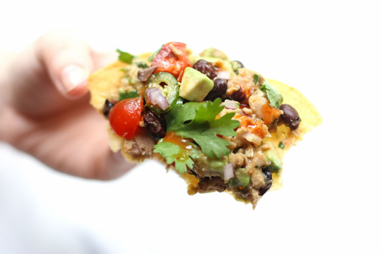 Rezept: Schnelle Thunfisch-Tostada nach mexikanischer Art mit gekochtem Thunfisch aus der Dose