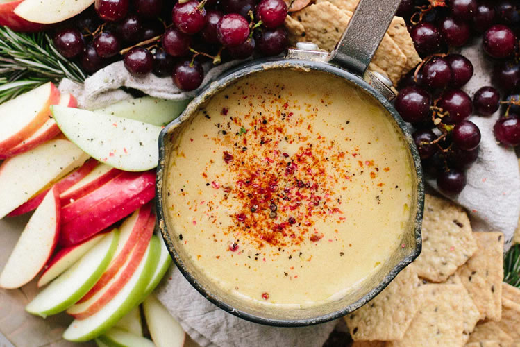 Triple Cheese Fondue Recipe 750