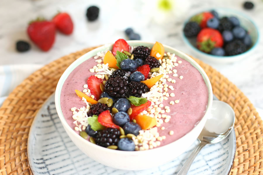Anti-Aging Recipe: Super Berry Beauty Collagen Smoothie Bowls - Better ...