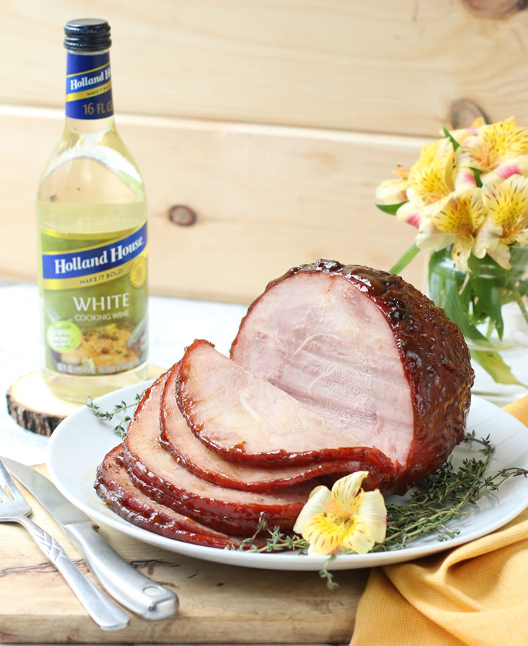  Easter Ham Recipe: Peaches, Honey And Wine Glazed Ham With Thyme