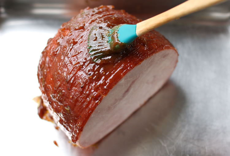 Easter Ham Recipe: Peaches, Honey And Wine Glazed Ham With Thyme