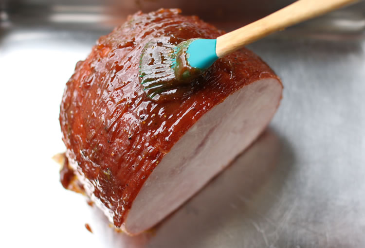 Red Wine & Peach Glazed Ham - Nordic Ware