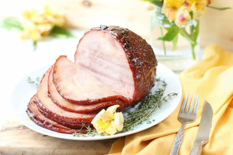 Peaches, Honey And Wine Glazed Ham With Thyme