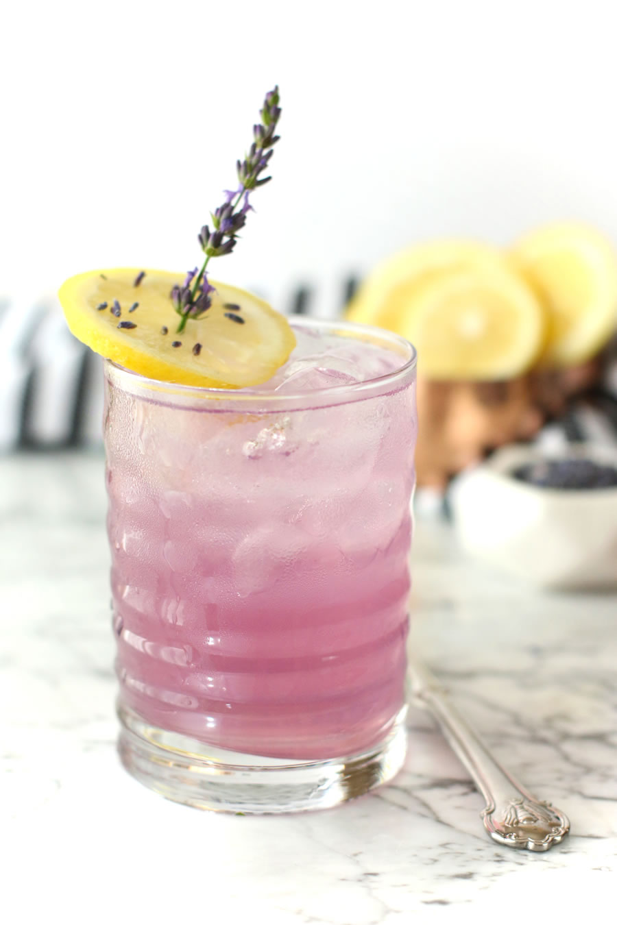 Manuka Honey Lavender Lemonade Recipe