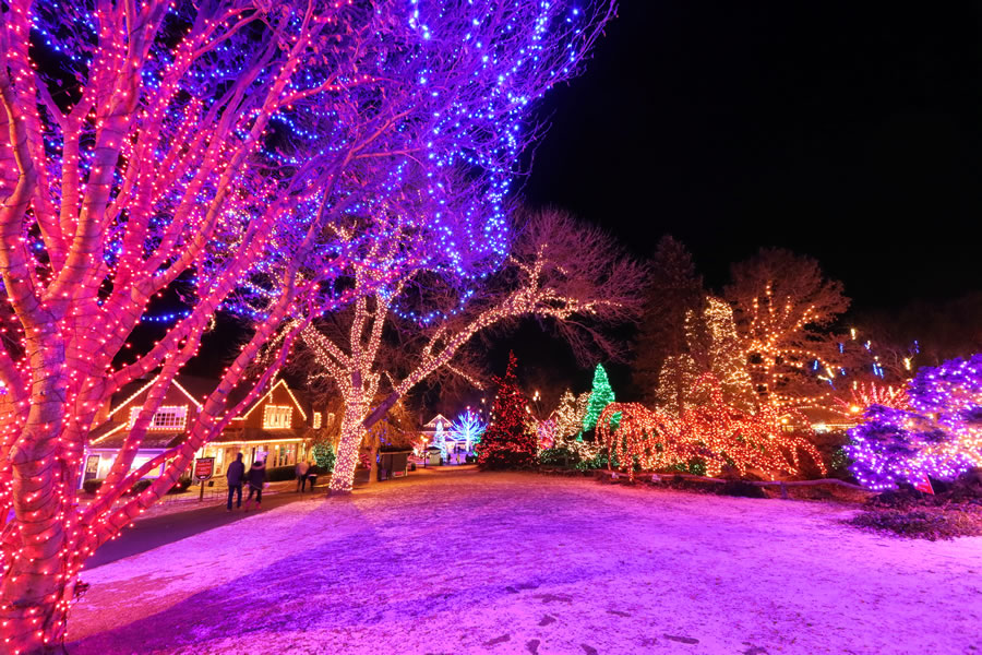 Christmas in Peddlers Village Bucks County, Pennsylvania Freemium Space