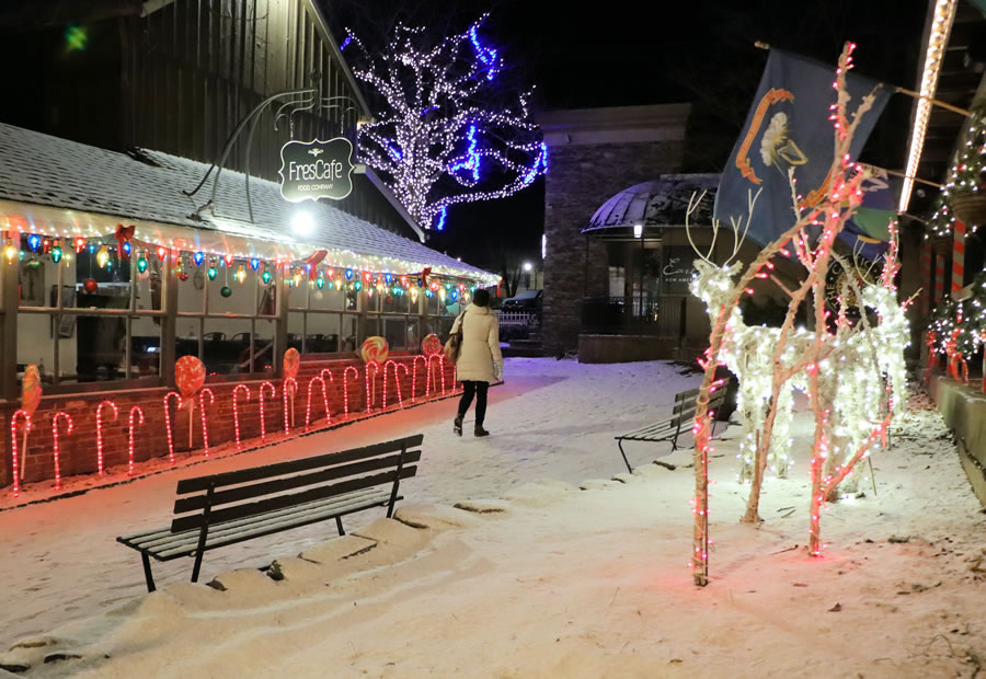 Peddlers Village in the snow