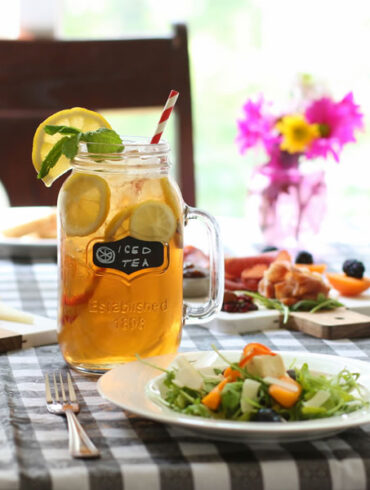 Easy Summer Entertaining Tips Mcdonald Paper