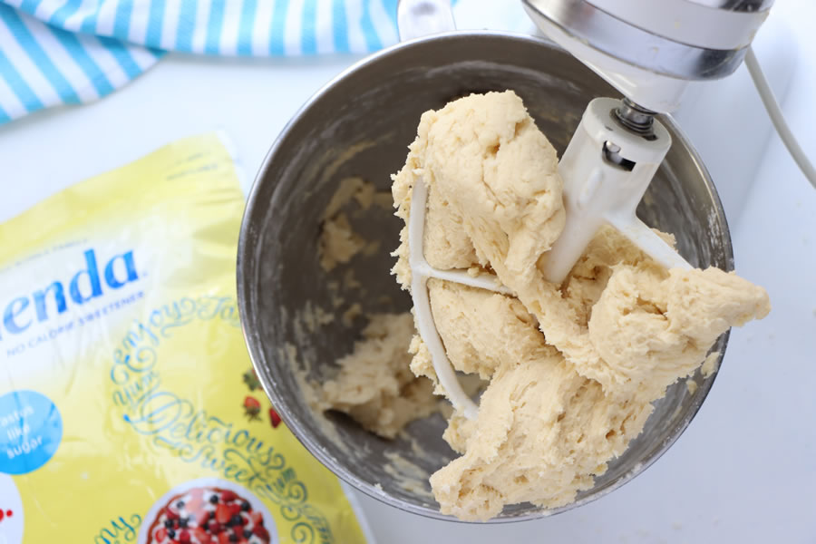 Herstellung des Cupcake-Teigs für "Häschen-Hintern-Cupcakes"