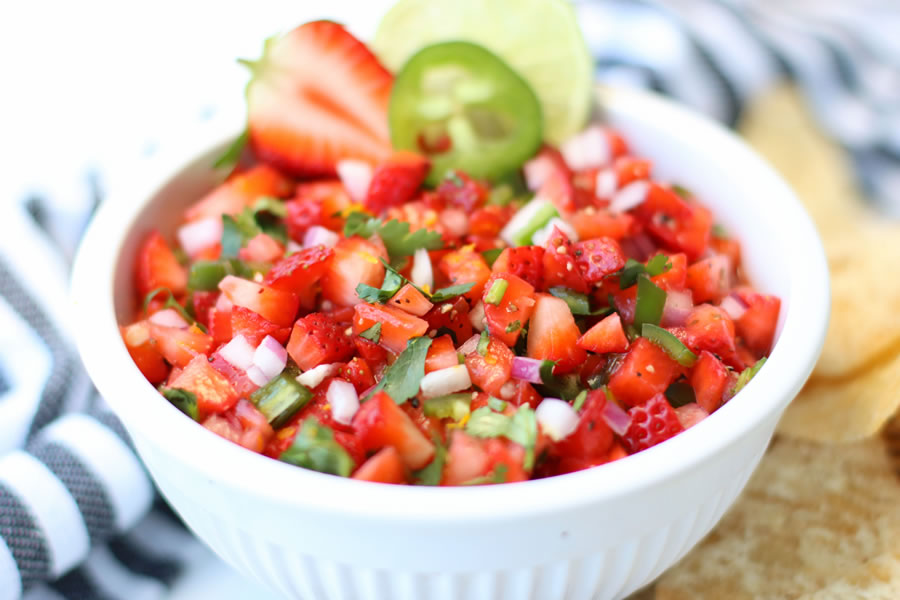 Strawberry Jalapeño Salsa