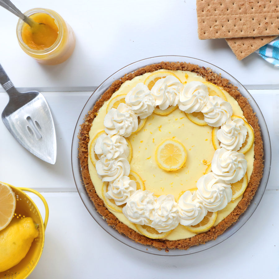 How to Make a Greek Yogurt Lemon Cream Pie with graham cracker crust| onbetterliving.com
