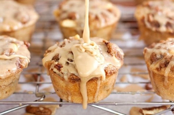 Zhrnutie receptu na muffin so slaným karamelom a jablkom Streusel