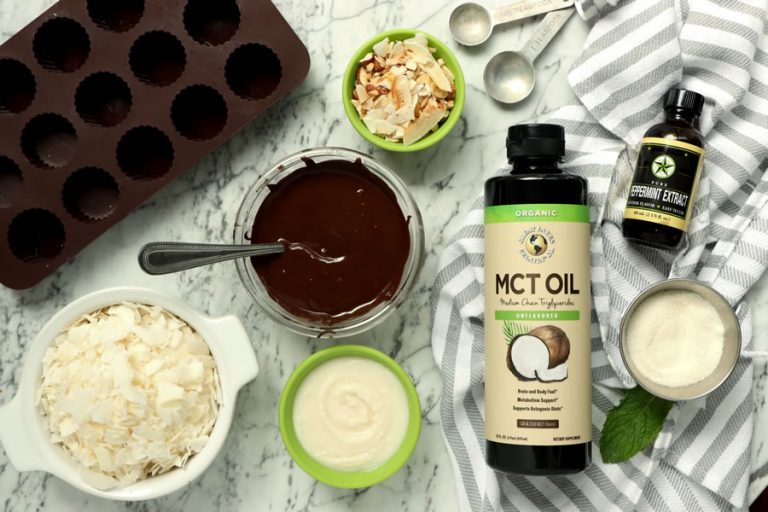 Mint Chocolate Fat Bombs + The Benefits of MCT Oil on a Keto Diet