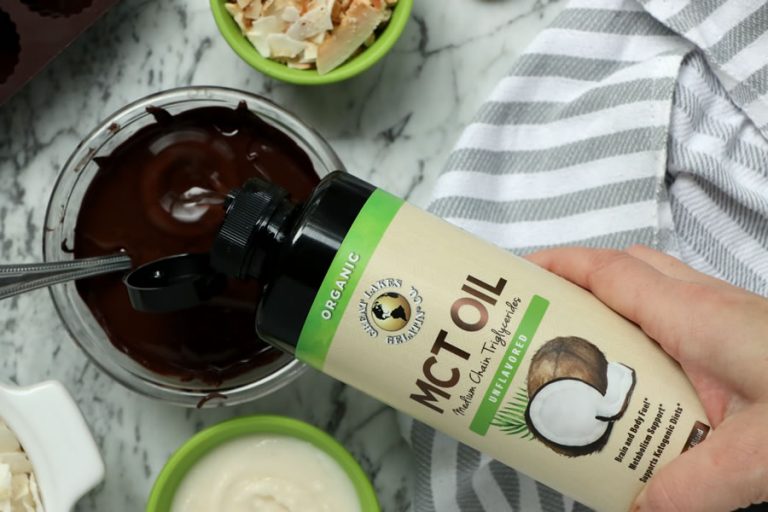 Mint Chocolate Fat Bombs + The Benefits of MCT Oil on a Keto Diet