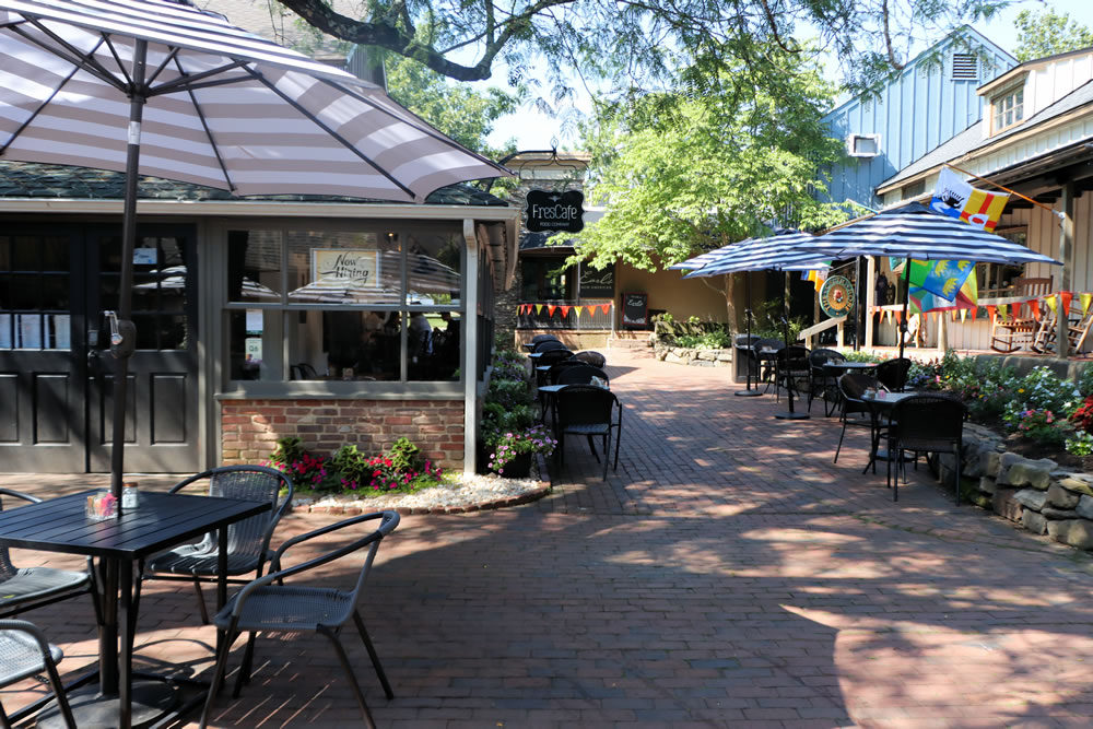 Summer Fun, Food, and Shopping at Peddler's Village