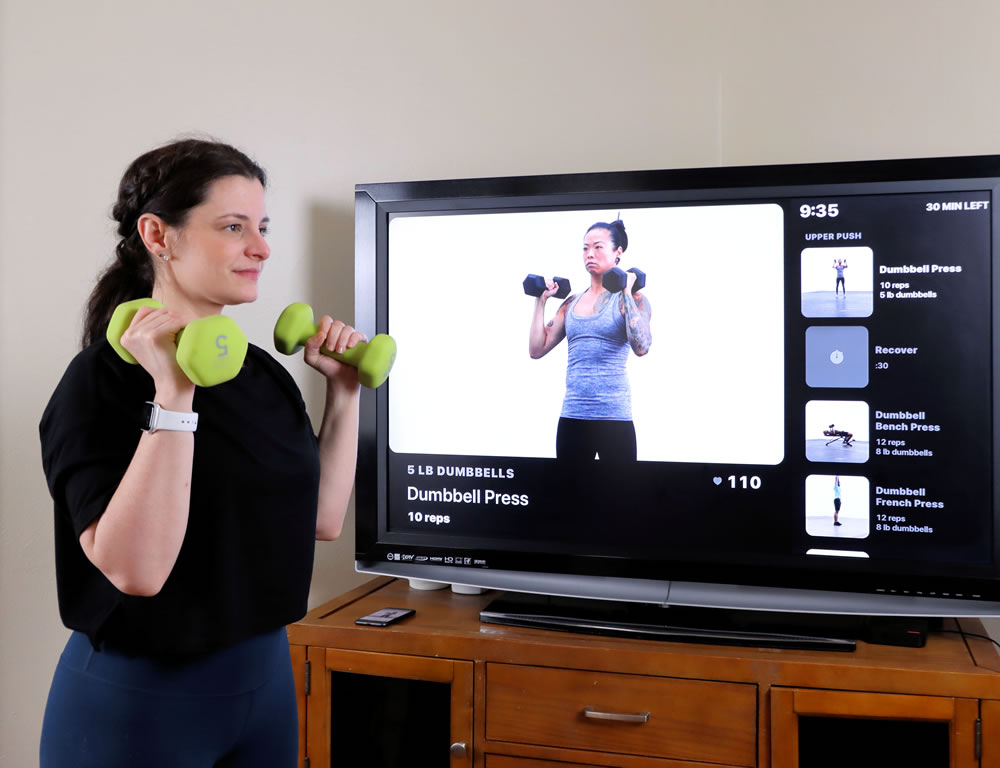 Screencasting the dumbbell press at home using Future app