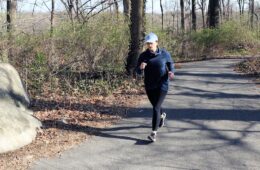jogging for fat loss and cardio health in a wooded trail