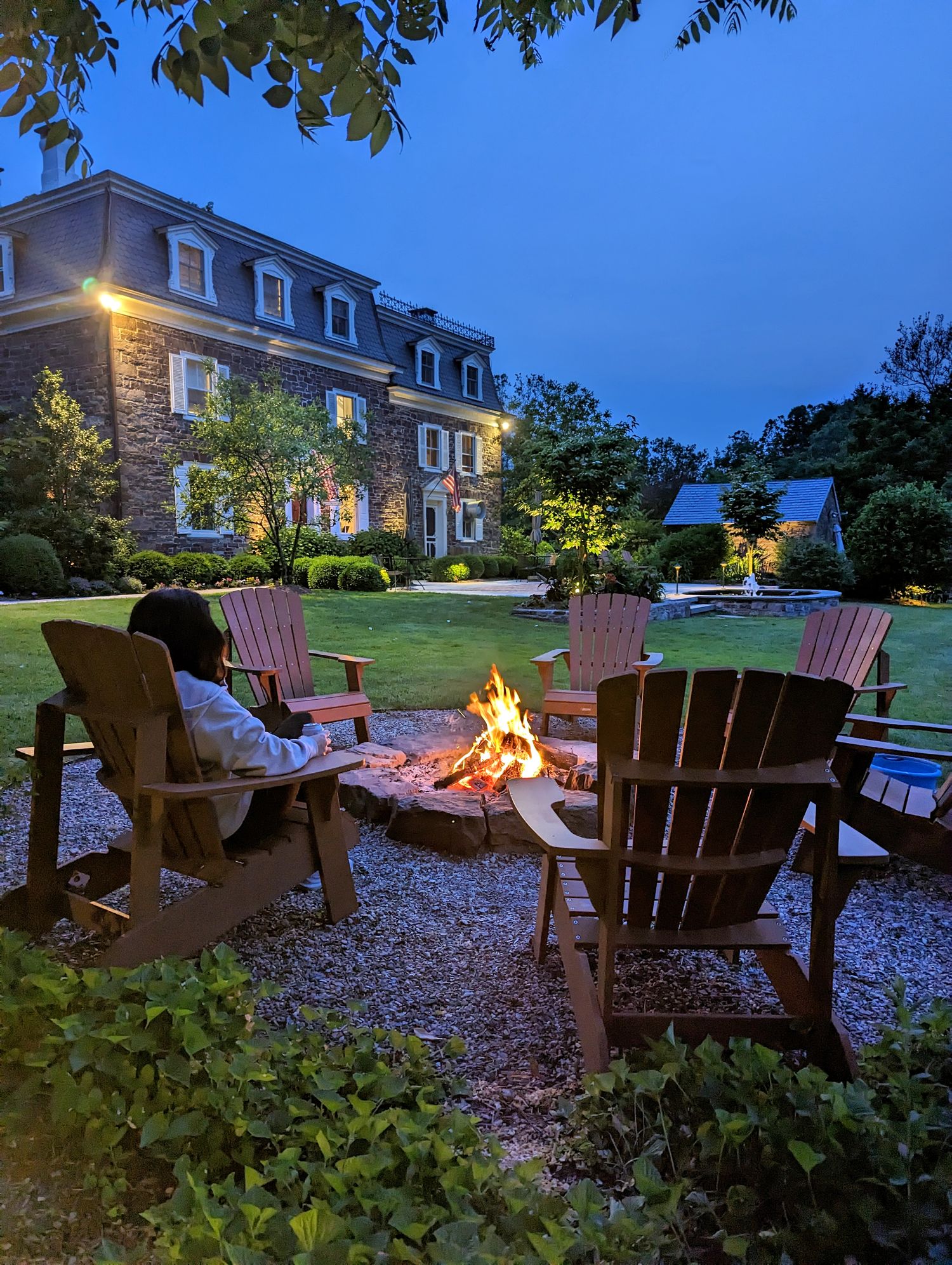 The cozy outdoor firepit at Woolverton Inn