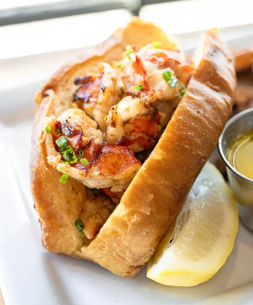 The Maine Lobster Roll at Chesapeake & Maine 